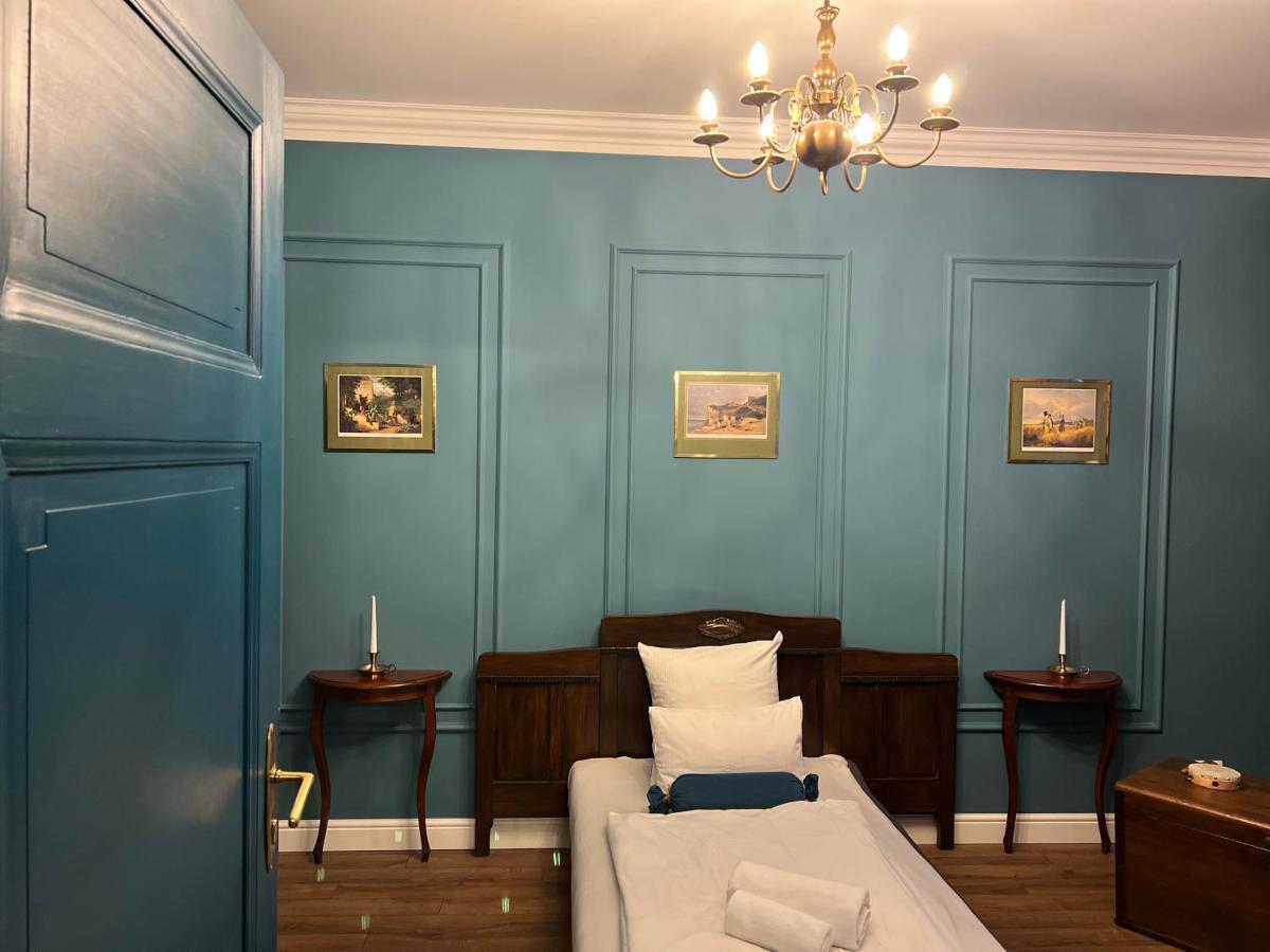Apartament Baron ***** Jelenia Gora Bagian luar foto
